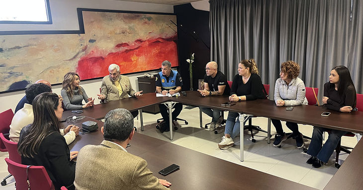 Adeje suspende la Fiesta de San Sebastián en solidaridad con las víctimas del accidente ferroviario 2026 enero tenerife