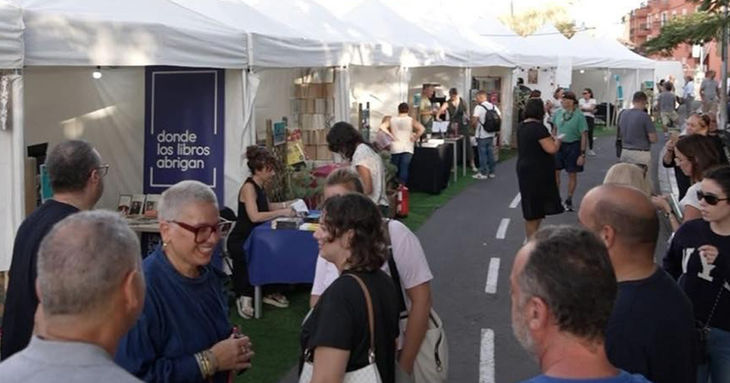 La Feria del Libro marca el mes cultural de abril en Arona tenerife 2026