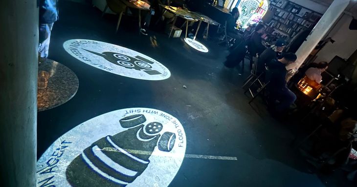 Pura Márquez y Néstor Torrens llevan La Red del Deseo al Café OTO de Londres