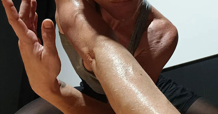 Una tesis de la ULL evidencia los beneficios de la Danza Movimiento Terapia para la salud física y emocional tenerife abril 2026