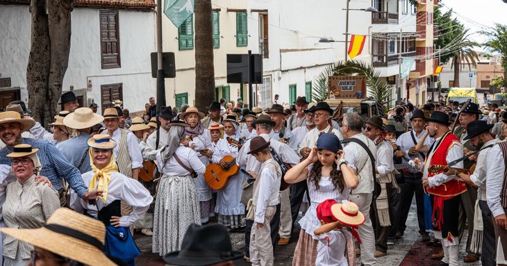  La romería y la ofrenda a los patronos ponen fin este domingo a las Fiestas Patronales de Adeje octubre 2026
