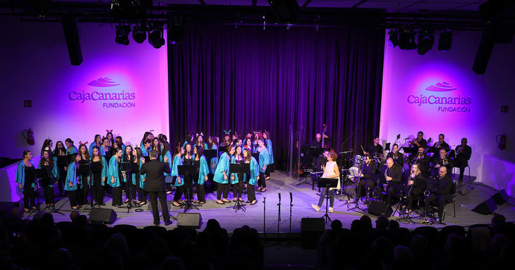 El Coro de Voces Blancas y la banda Kids and Swing protagonizan el concierto de Navidad 2025 de la Fundación CajaCanarias tenerife diciembre 2025