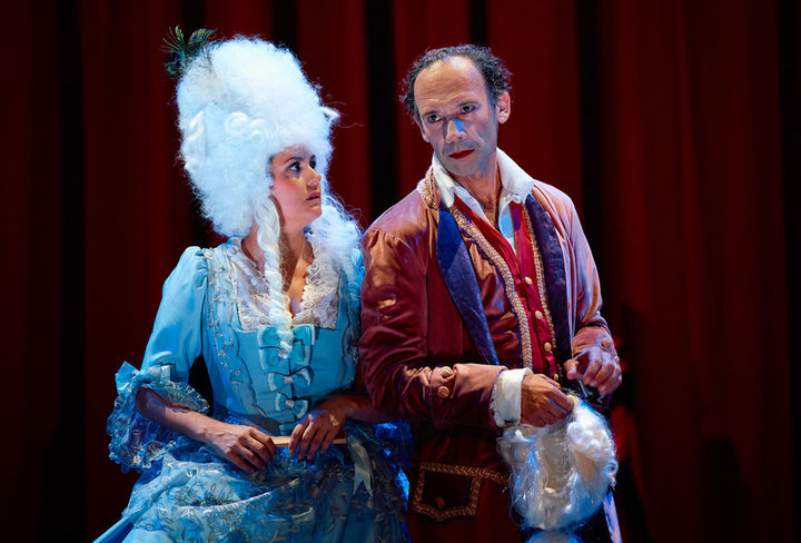 Auto de fe… entre bambalinas