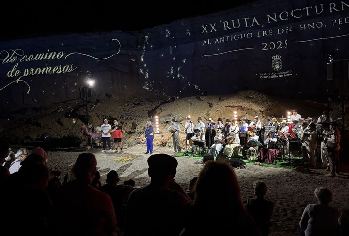 'Un camino de promesas' en el XX Aniversario de la Ruta Nocturna al antiguo Ere del Hermano Pedro