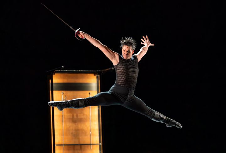 hamlet-guillaume_cote_2-_photo_by_roman_boldyrev