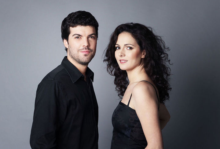 Melody Louledjian y Martin Surot 