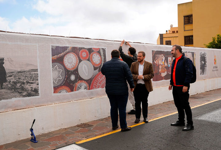 Lona de fotografías de Arona