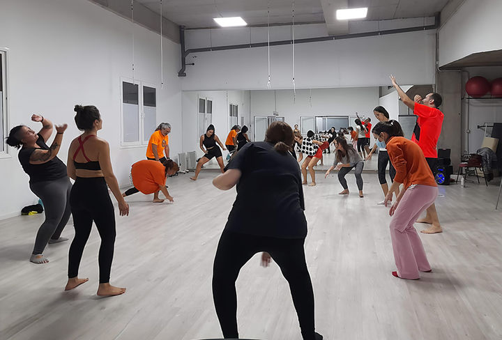 tesis ull danza movimiento terapia