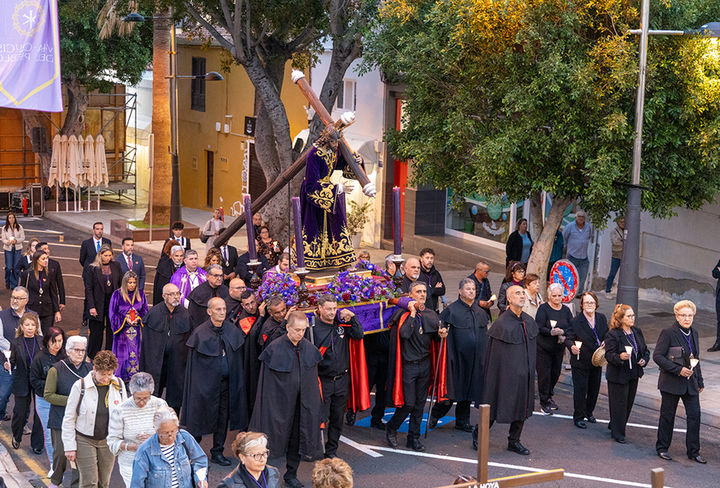 Vía Crucis del Pueblo adeje tenerife