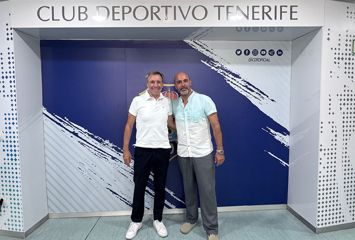 Firma-acuerdo-CD-Tenerife-noctambula