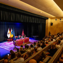 Victoria Ballesteros: "la multiculturalidad es un proceso continuo de negociación, cuidado y co-creación del mundo" UVA 2025 