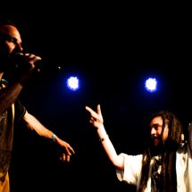 Crónica de Love and Fyah!