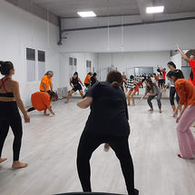 Una tesis de la ULL evidencia los beneficios de la Danza Movimiento Terapia para la salud física y emocional tenerife abril 2026