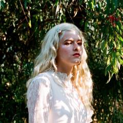 Uzman danışman Kaya Nichols canlı sohbette falınıza bakıyor | Binnaz