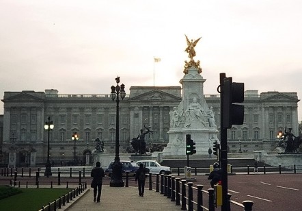 Royal Residence Inspired Dates
