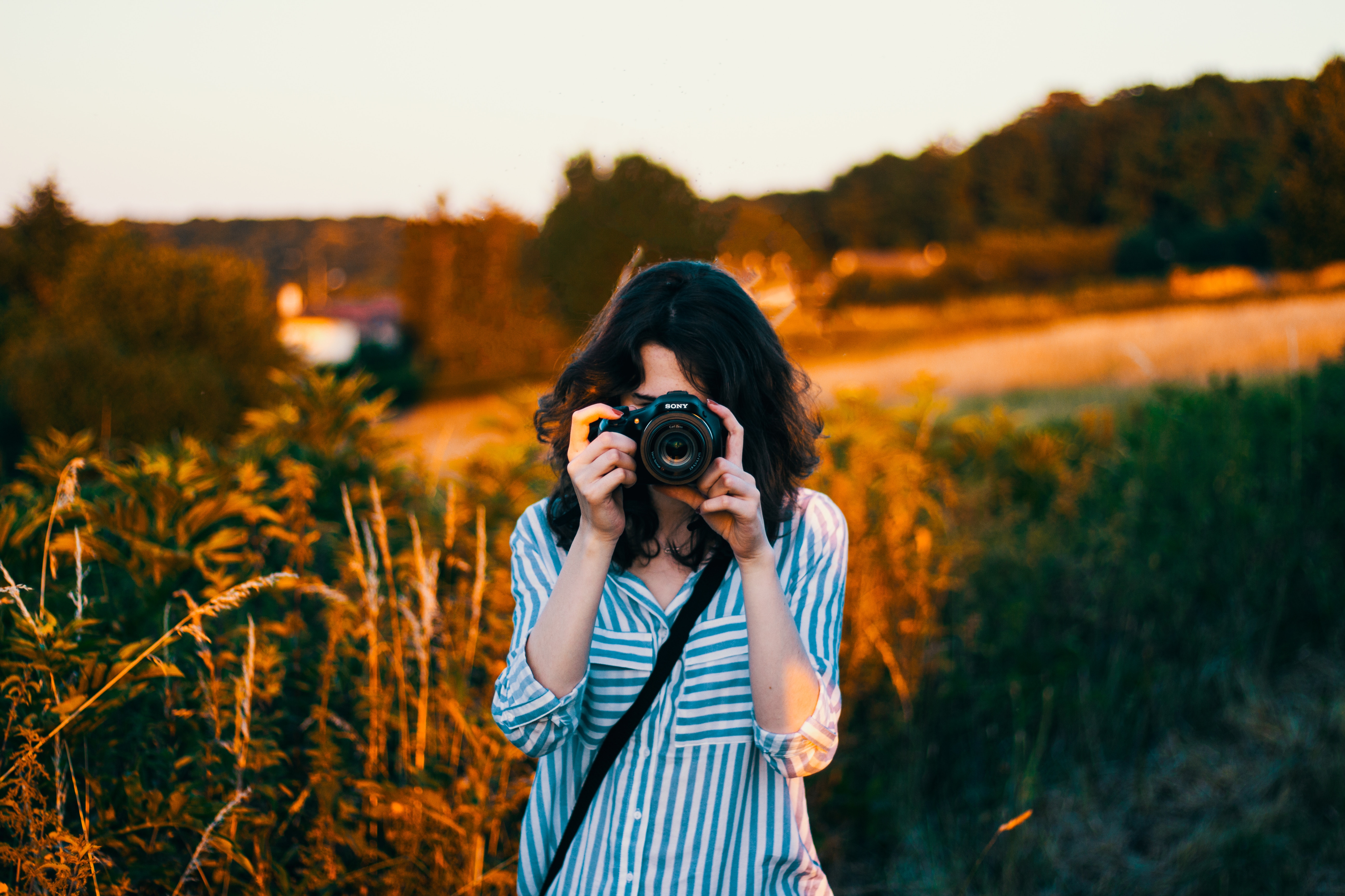 How To Take A Great Online Dating Profile Picture