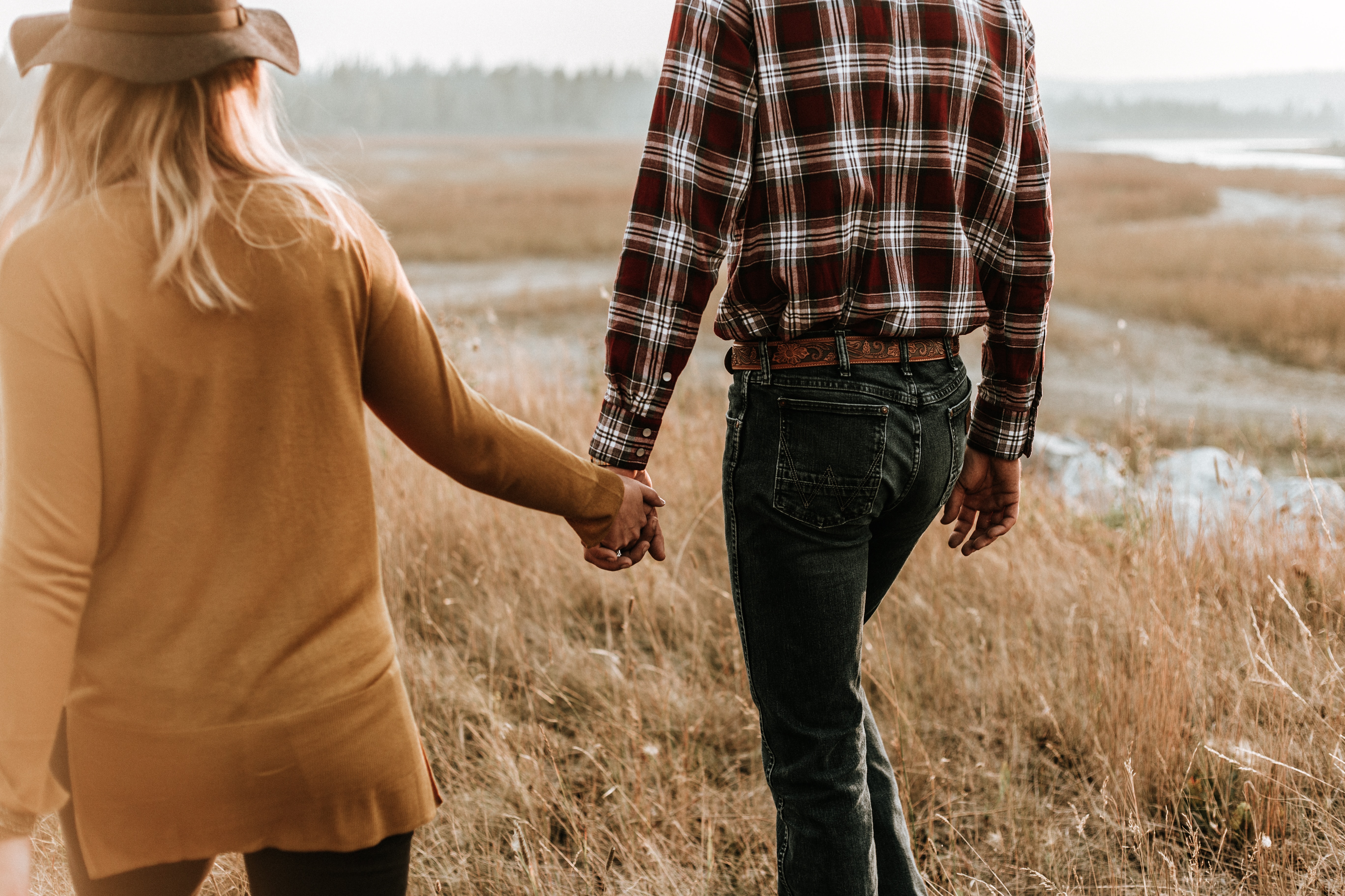 Safe Online Dating With Muddy Matches