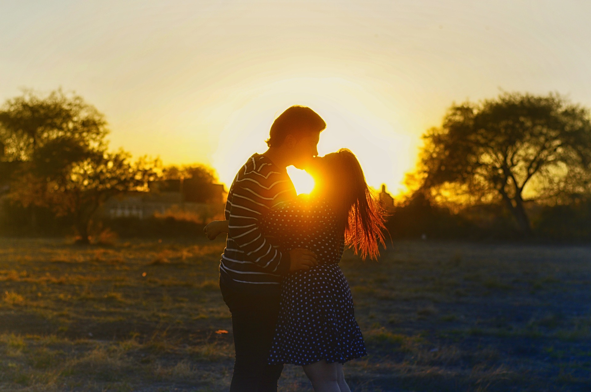 Seven Secrets Of Happy Online Daters