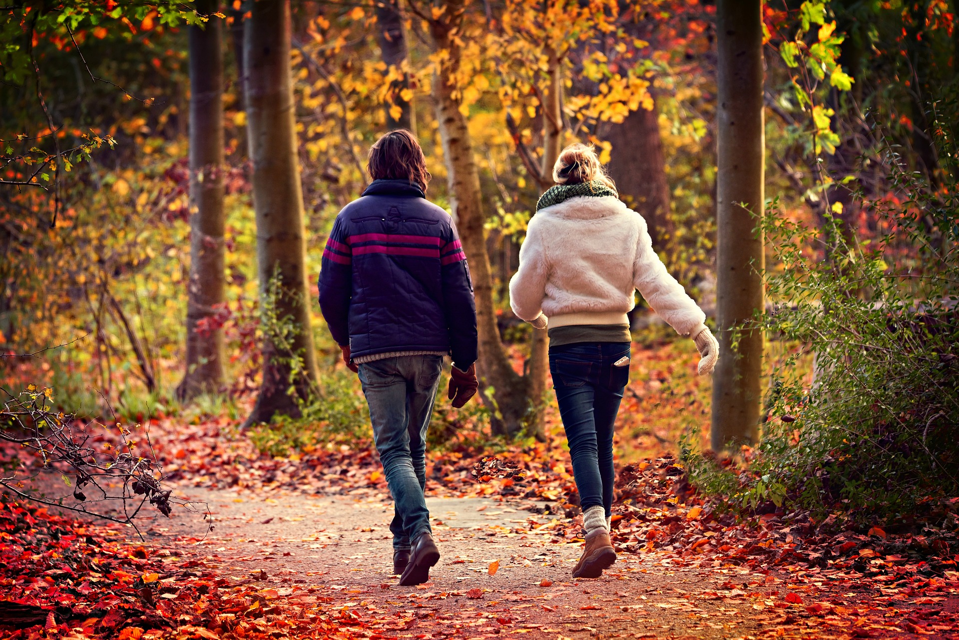 Nine Romantic October Dates In The Countryside