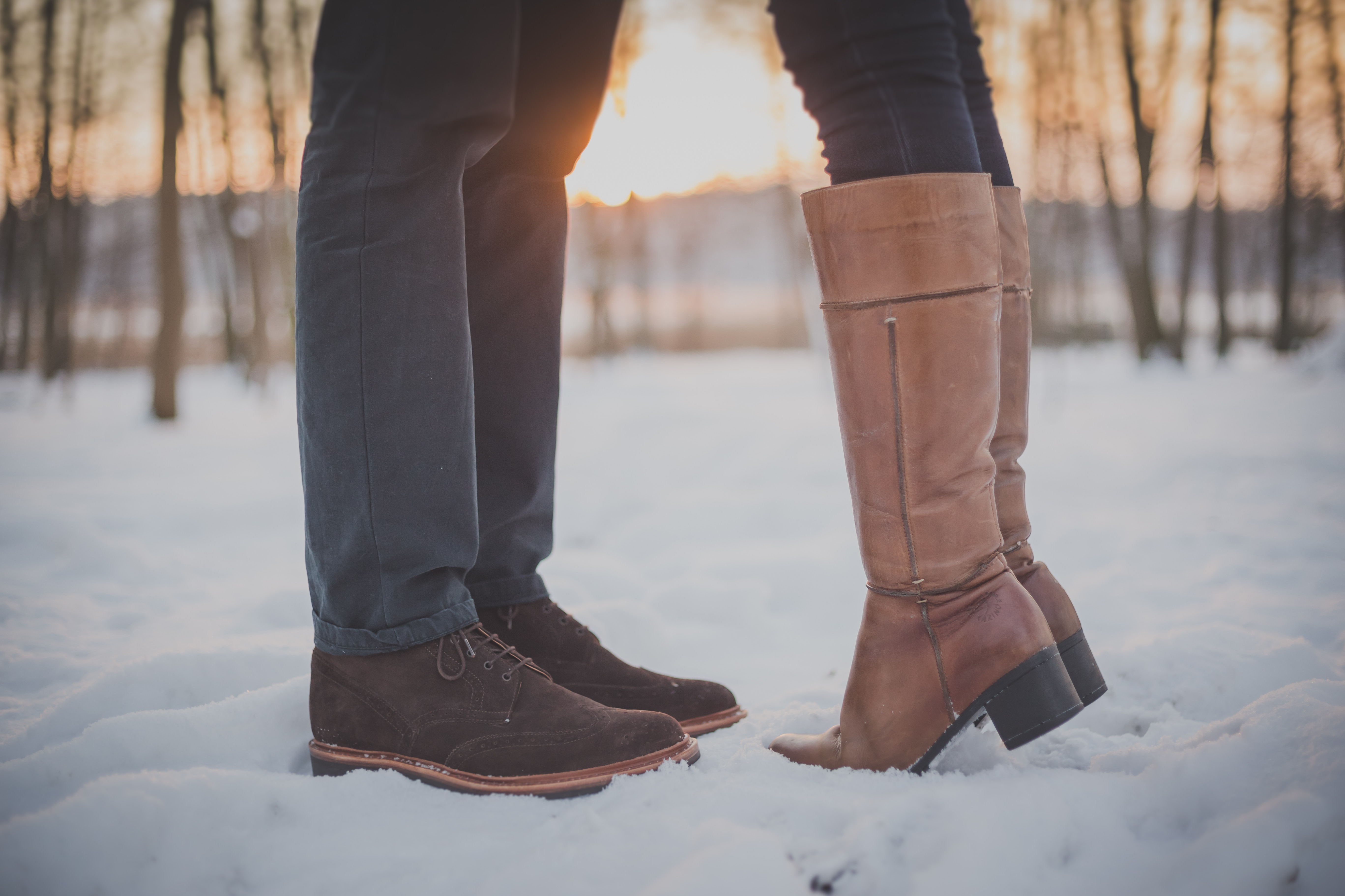 Online Dating With Muddy Matches At Christmas