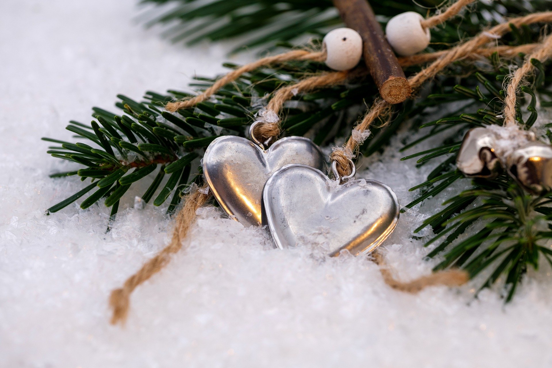 Sending A Muddy Matches Christmas Dating Message