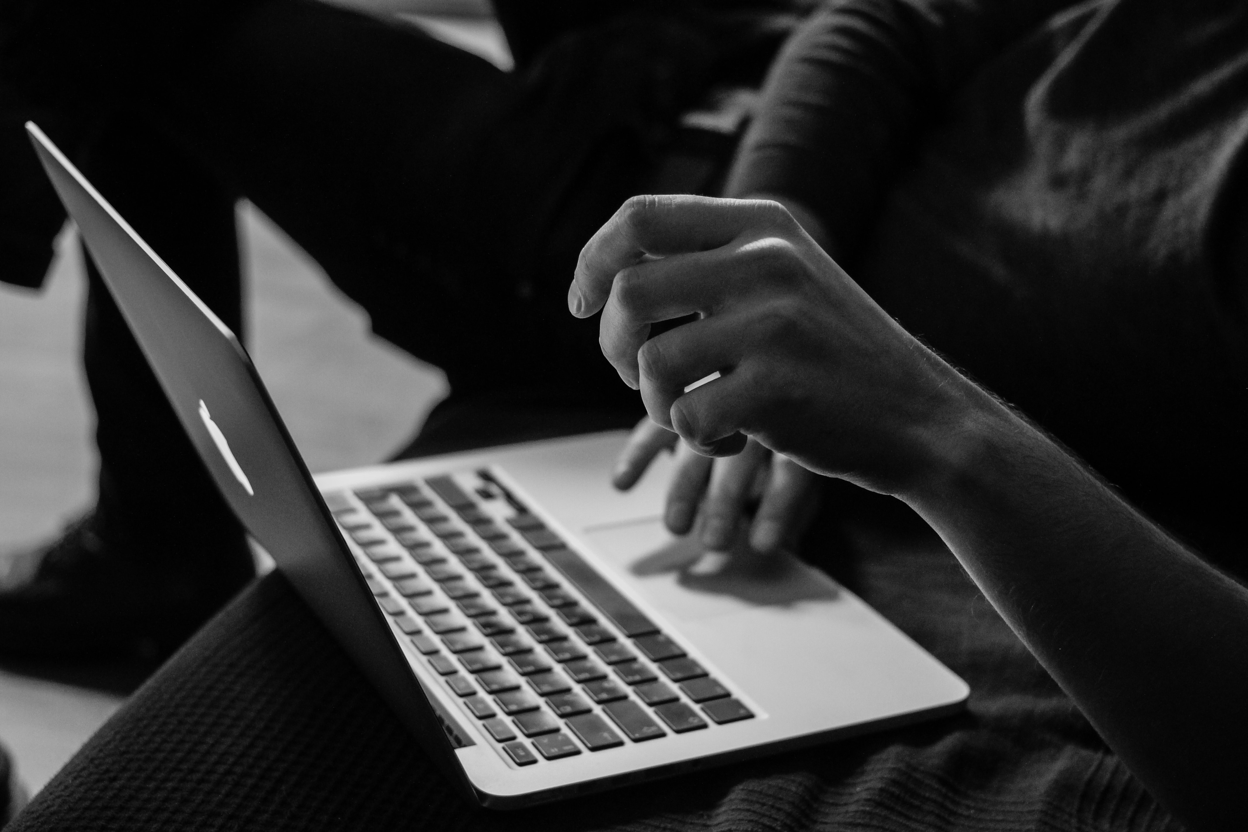 Online Dating With Muddy Matches – Protecting Your Data