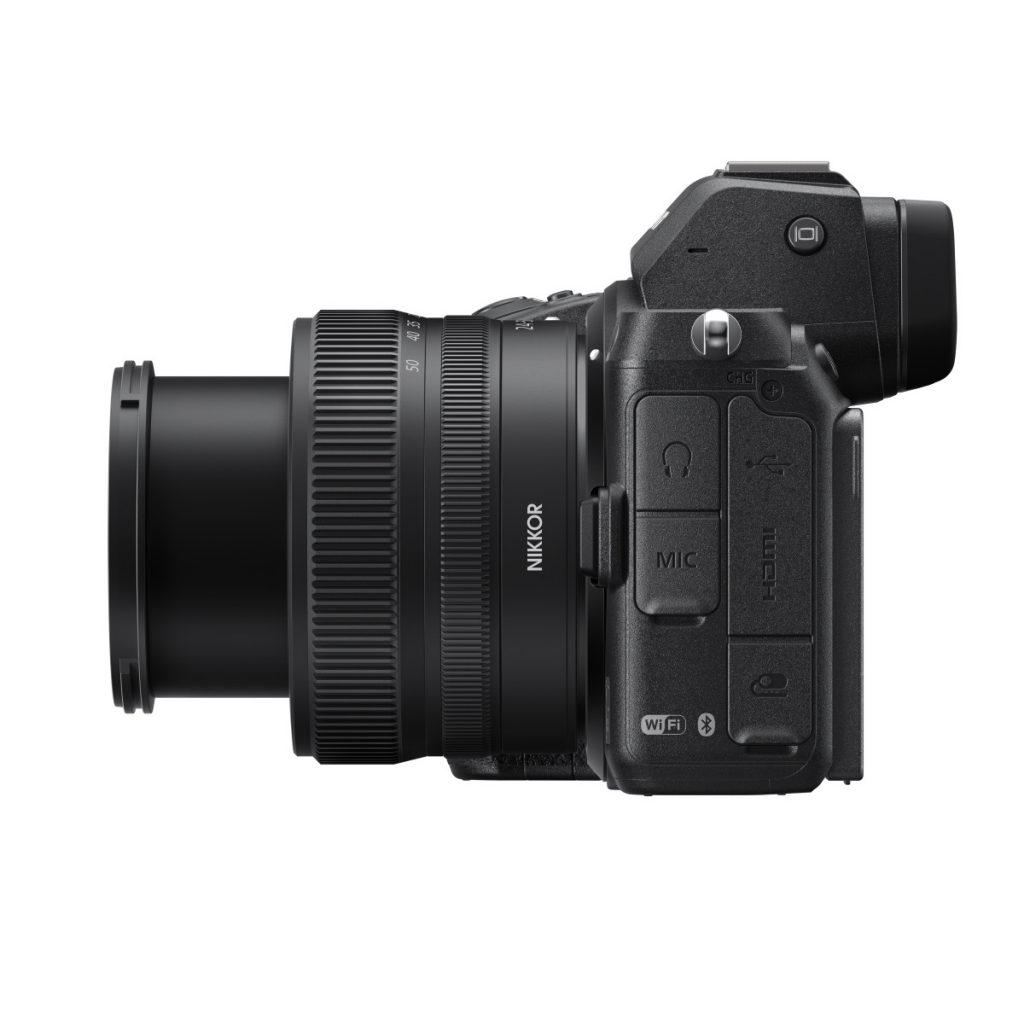 Nikon Z5 Seitenansicht