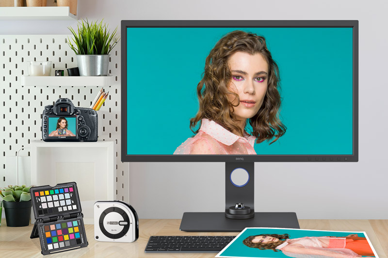 Arbeitsplatz zur Farbkalibrierung und Colormanagement