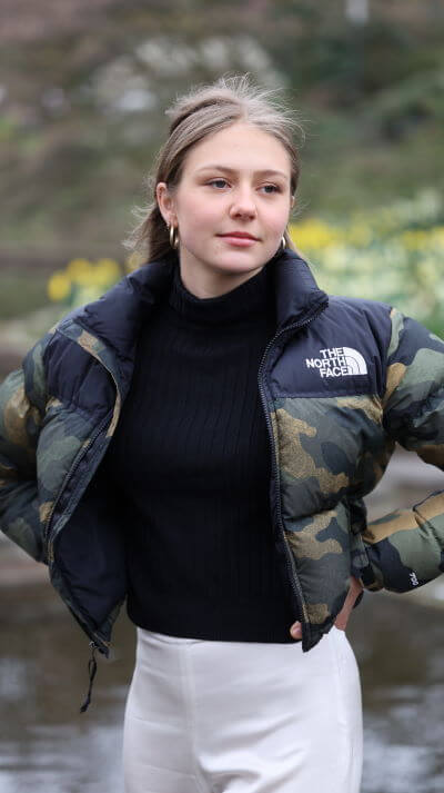 Canon 100mm Portrait 3