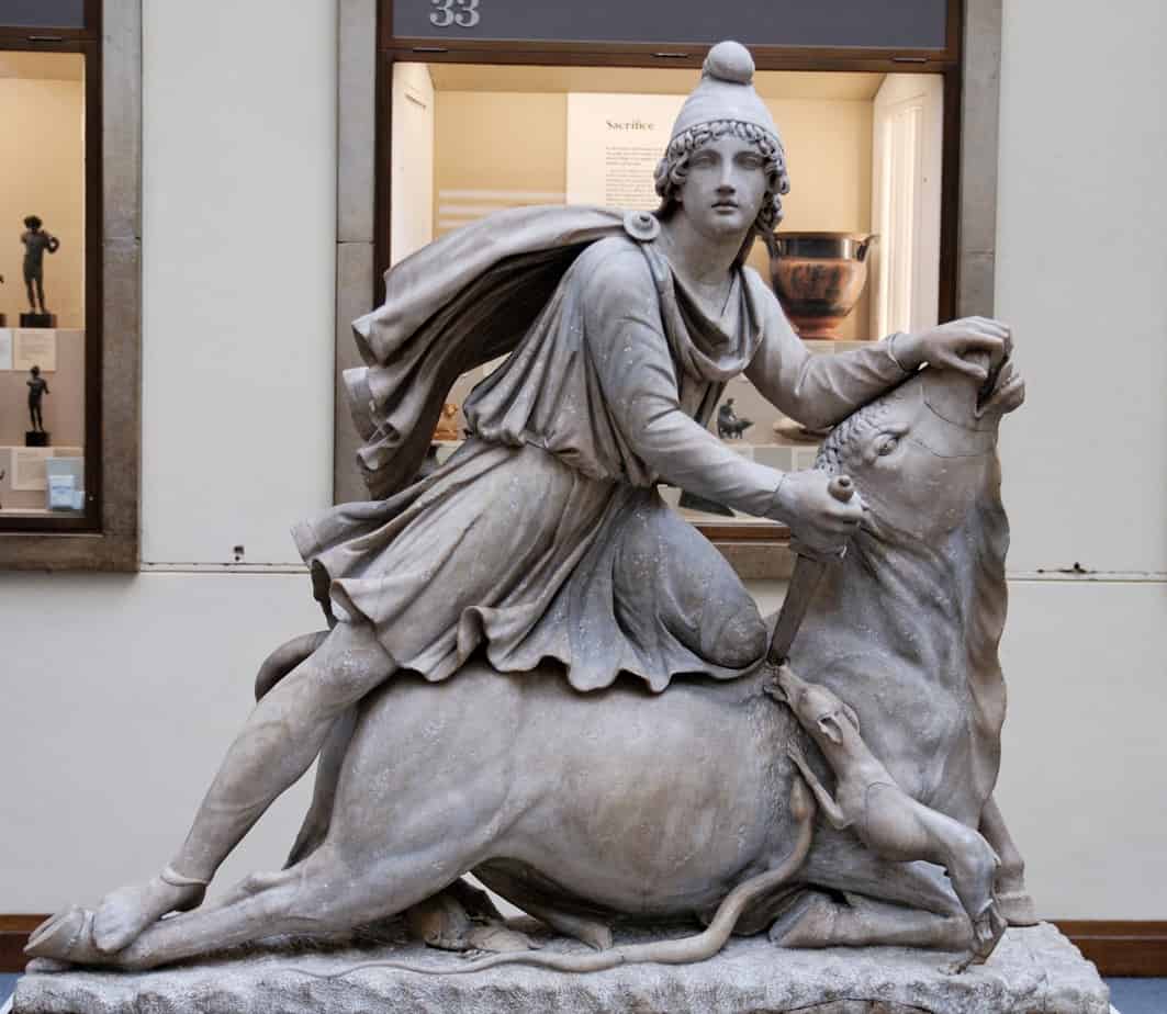 (Figura 2) Mitra
