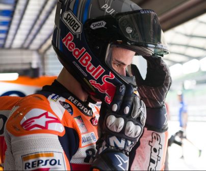 Álex Márquez en atuendo Repsol Honda en test de pretemporada