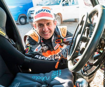 Isidre esteve junto al cojín inteligente