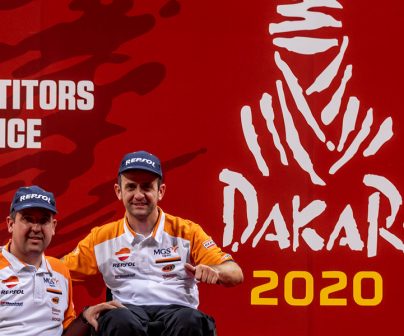 Isidre Esteve y Txema Villalobos en el primer Dakar asiático