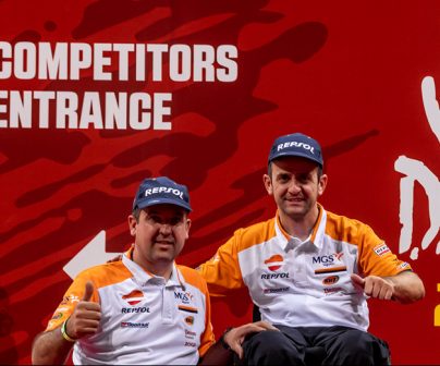 Isidre Esteve y Txema Villalobos en el primer Dakar asiático en Arabia Saudí