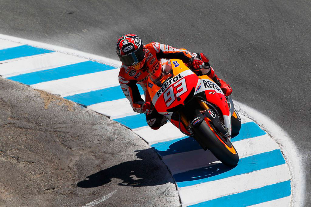Marc Márquez pisando un piano muy famoso