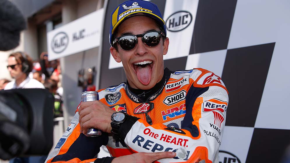 Márquez claims third consecutive victory