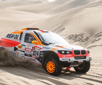Isidre Esteve en el Sodicars BV6 del Repsol Rally team