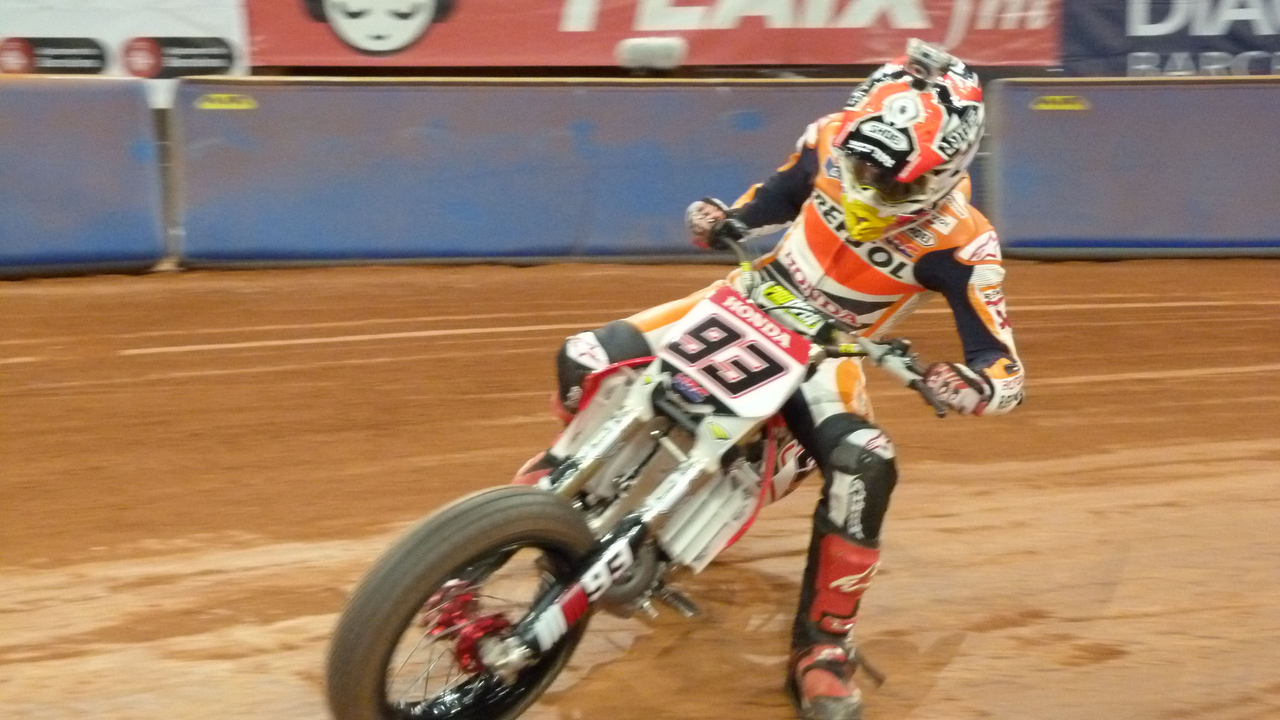 Marc Márquez haciendo dirt track