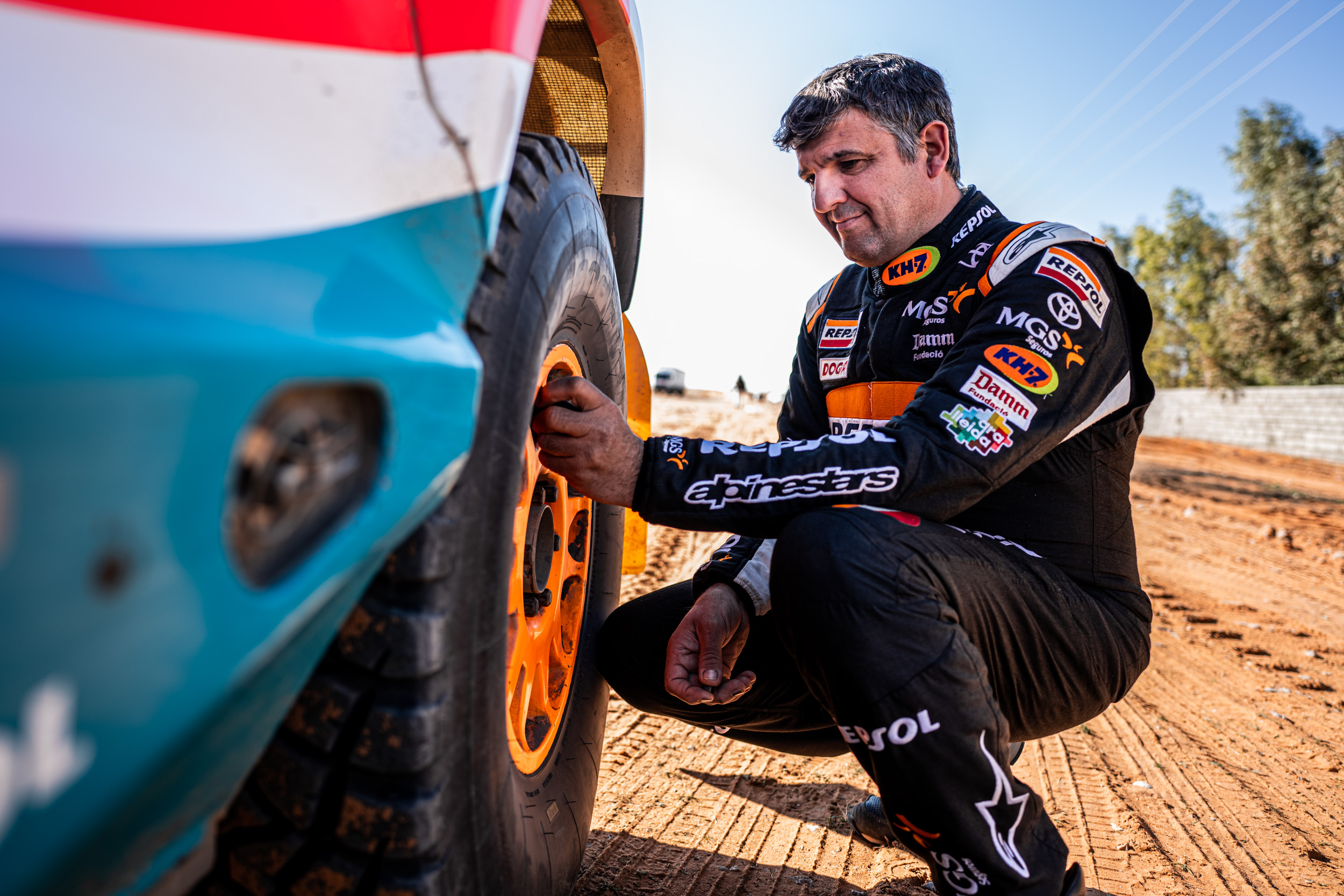 Dakar Isidre Esteve sobrevive a una nueva jornada dura y escala dos