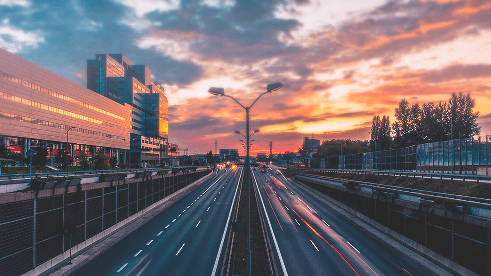 ¿Por qué en algunos países se conduce por la izquierda y en otros por ¿Por qué en algunos países se conduce por la izquierda y en otros por