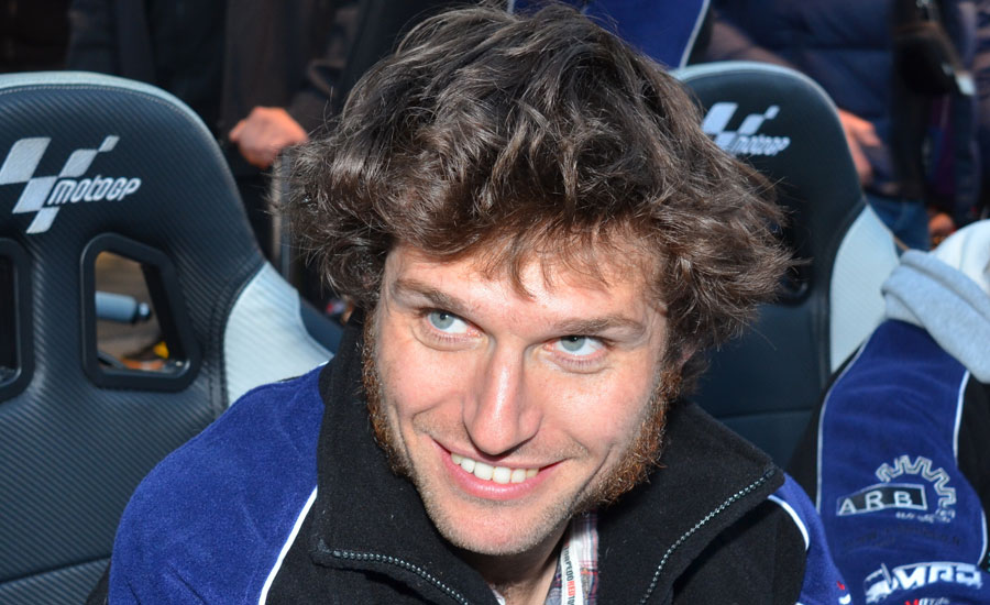 Guy Martin en el box de su equipo Guy Martín en el box de su equipo durante un GP