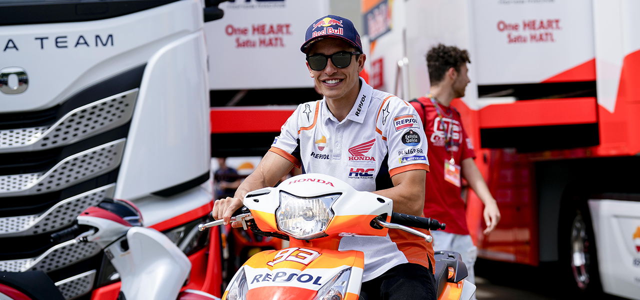 http___repsolmedia.com_repsolmedia_wp-content_uploads_2022_05_2022_ITALIANGP_THURSDAY_DSC6546 Operado con éxito, Marc Márquez