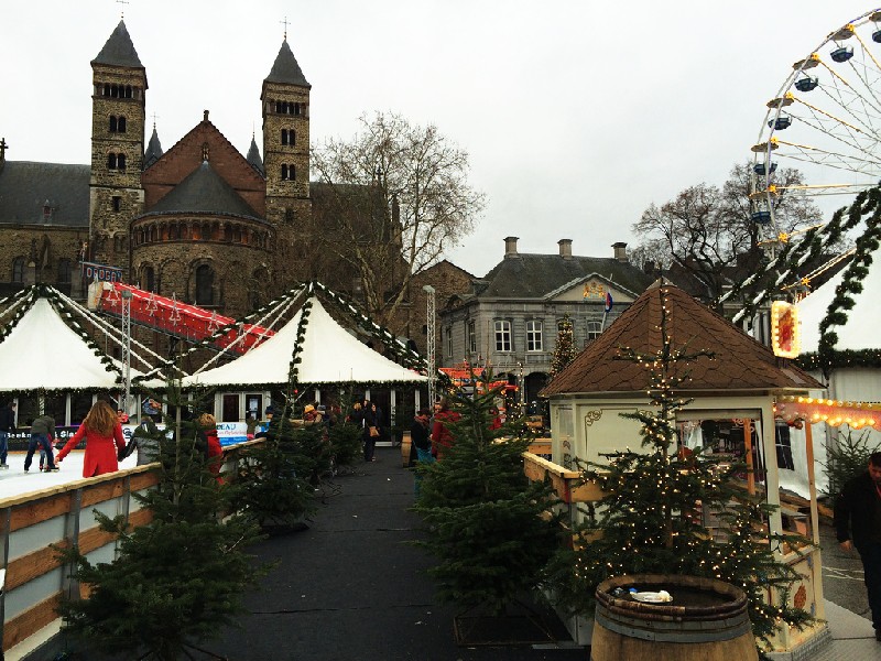 Kerstmarkt Maastricht comfortabel met de bus? Brabant Expres Reizen