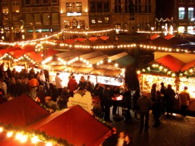 Dagtocht kerstmarkt Aken Dagtocht kerstmarkt Aken