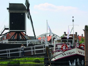 Dagtocht Middag varen over de Maas en Heusden Dagtocht Middag varen over de Maas en Heusden