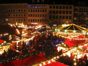 Dagtocht kerstmarkt Aken Dagtocht kerstmarkt Aken