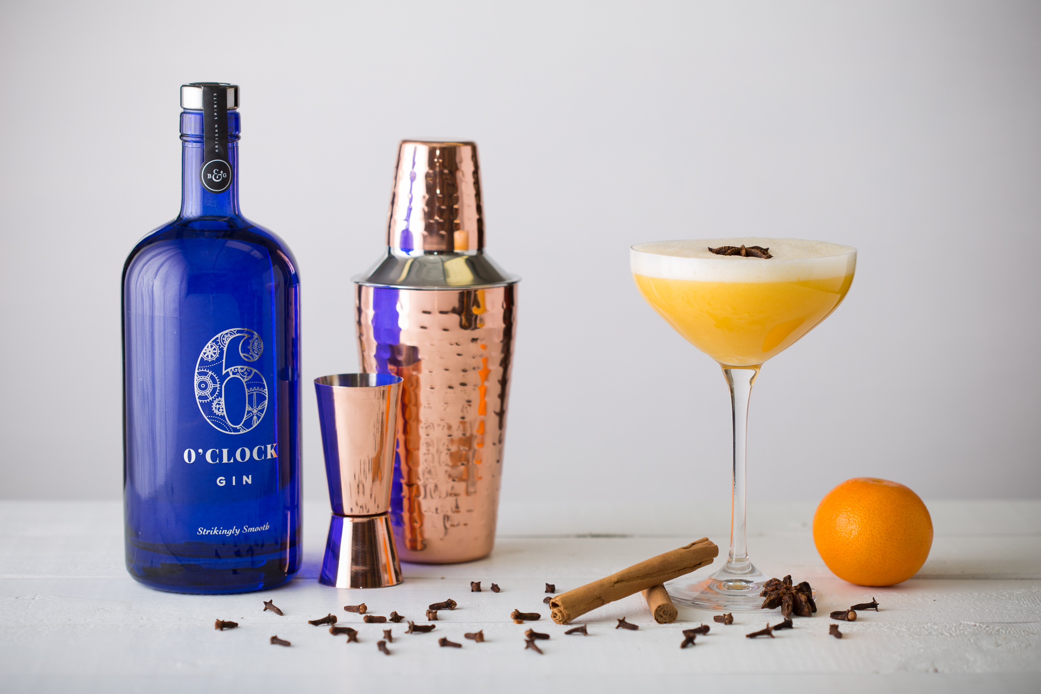 6 O’clock Clementine Sour Cocktail 6 O'clock Gin