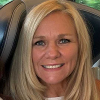 Mrs Dee Smith