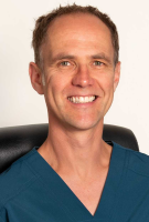 Mr Stuart M Robertson