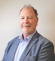 Dr Ian Whitcroft